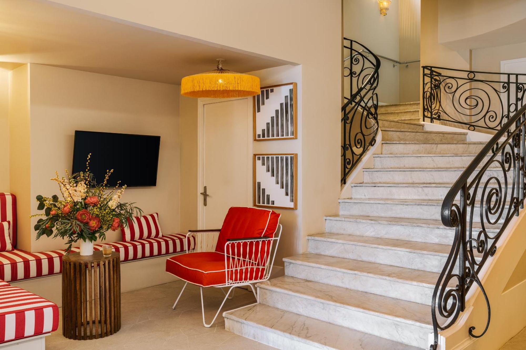 Yelo Lumiere Powered By Sonder Hotel คานส์ ภายนอก รูปภาพ