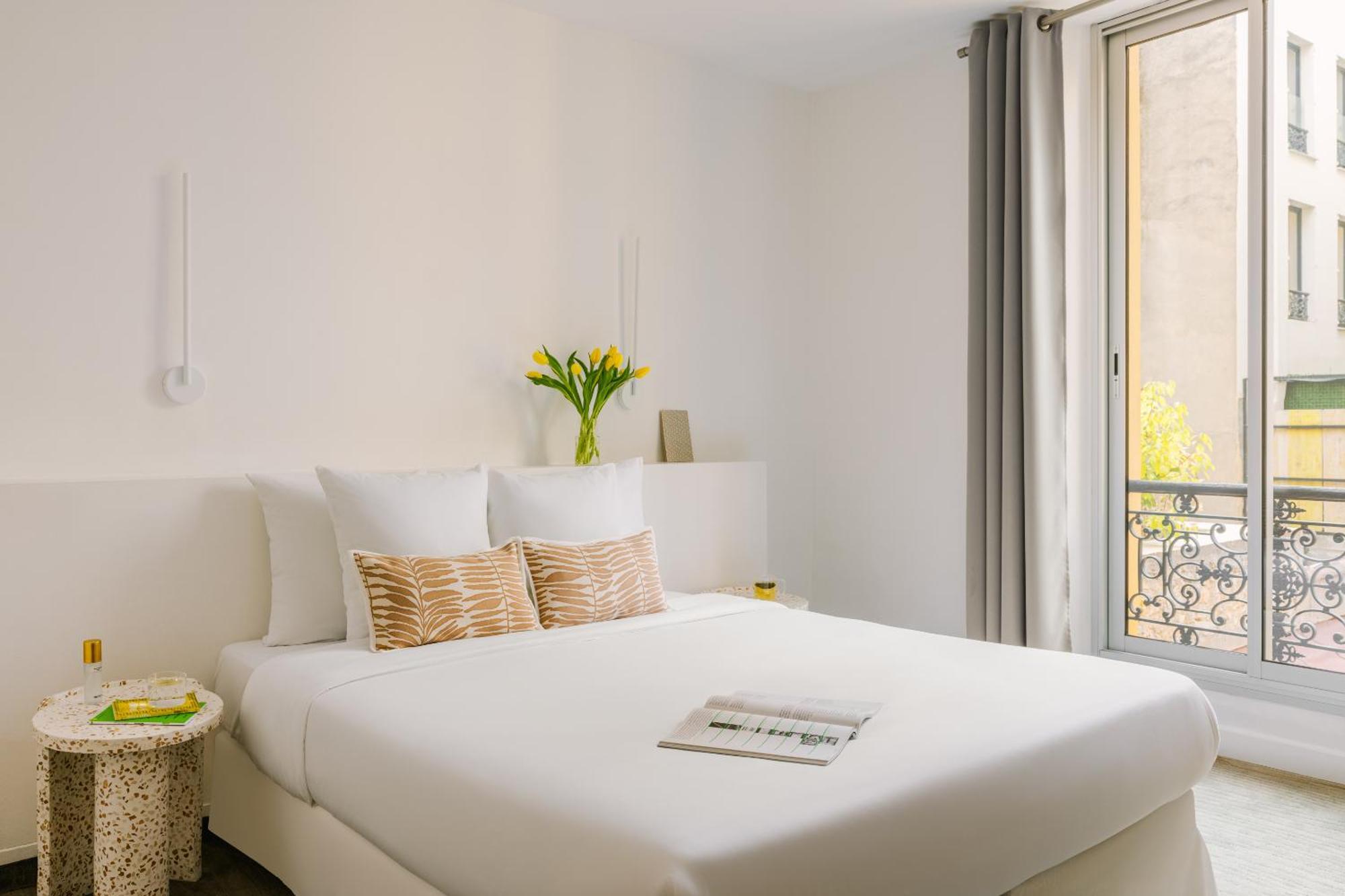 Yelo Lumiere Powered By Sonder Hotel คานส์ ภายนอก รูปภาพ